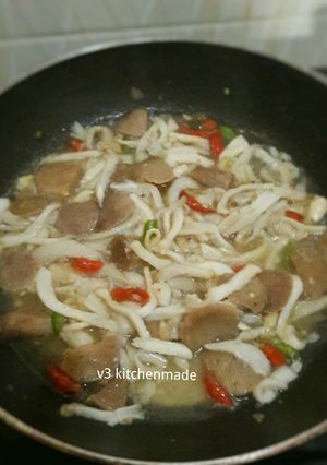 Foto resep Oseng jamur dan bakso