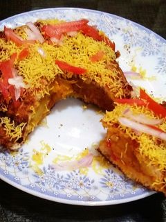 टोस्ट ब्रेड सँडविच रेसिपी चे मुख्य फोटो