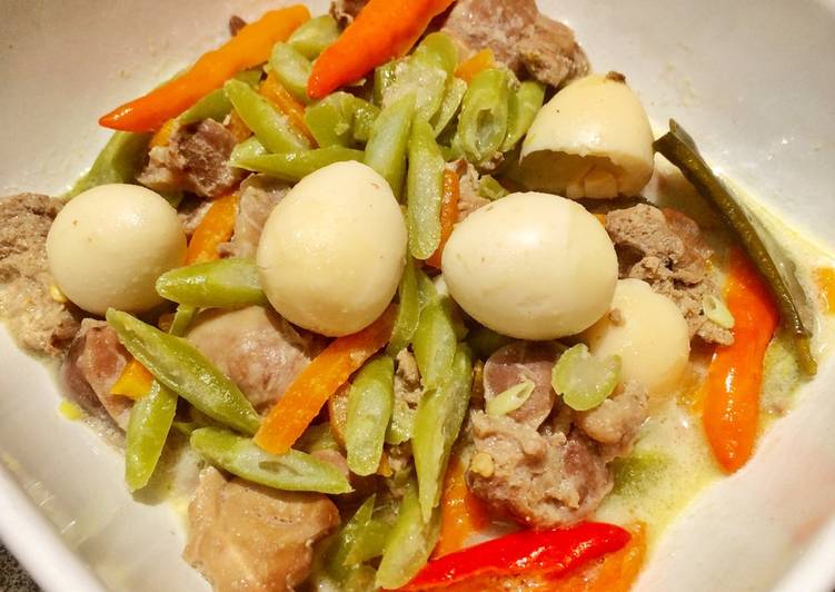 Resep Gulai Putih Rempelo Ati Telur Puyuh yang nikmat