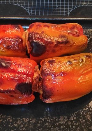 Una foto de Pimientos rellenos de carne y arroz
