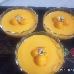 Mango pudding A picture of Mango pudding.