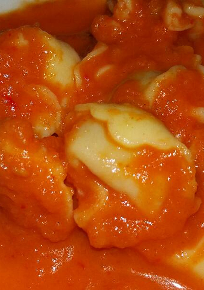 Una foto de Tortellinis de carne guisada con salsa de verduras😋