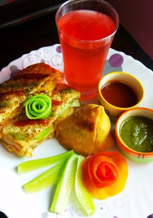 समोसा सैंडविच रेसिपी मुख्य फोटो