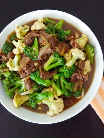 Cara Gampang Membikin Resep Cah Sapi Brocoli Kembang Kol yang Lezat Sekali Anti Ribet, Sempurna
