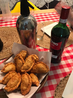 Una foto de Empanadas fritas de Pollo