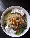 Ensalada variada de quinoa y vinagreta verde