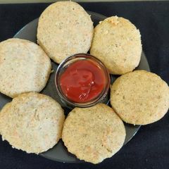 A picture of Moong dal carrot idli.