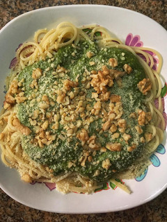 Una foto de Fideos al pesto