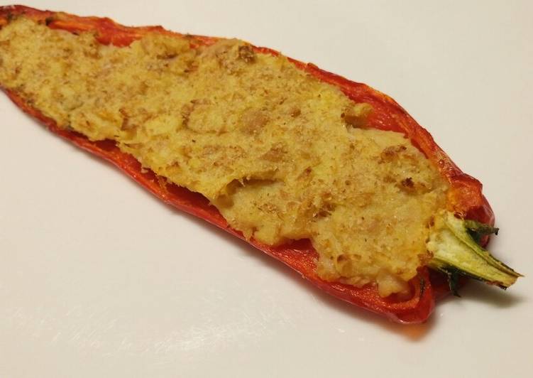 Easiest Way to Prepare Homemade Peperoni ripiene - tuna stuffed romano peppers