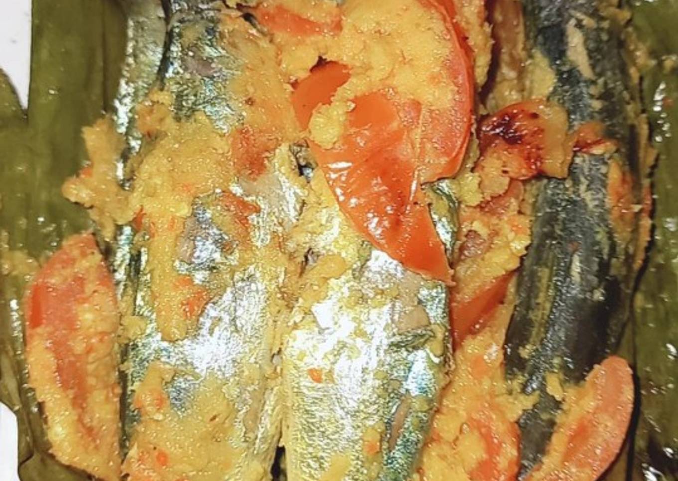 Pepes Ikan Layang