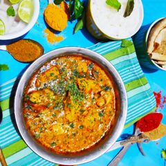 A picture of Makhmali Chicken Curry.