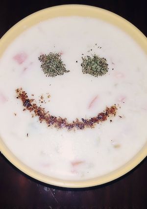 A picture of Vegetable raita.