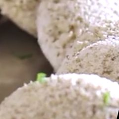 A picture of Green Idli.