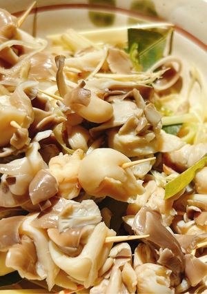 Hình của món Nấm bào ngư xiên hấp chanh sả.