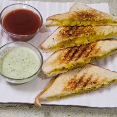 A picture of Masala Sandwich.