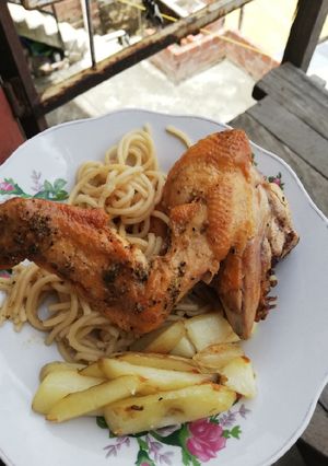 Una foto de Pollo a la braza al estilo Essen