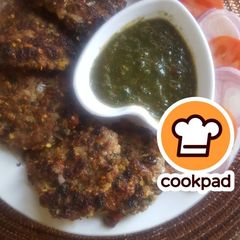 A picture of Chapli Kabab.