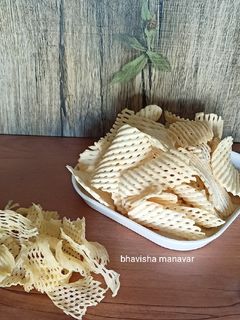 જાળી વાળી વેફર (Jali Vali Wafer Recipe In Gujarati) રેસીપી મુખ્ય ફોટો