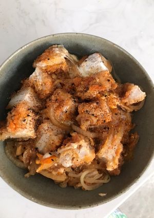 A picture of Katsudon or could be oyako don - Japanese staple dish.