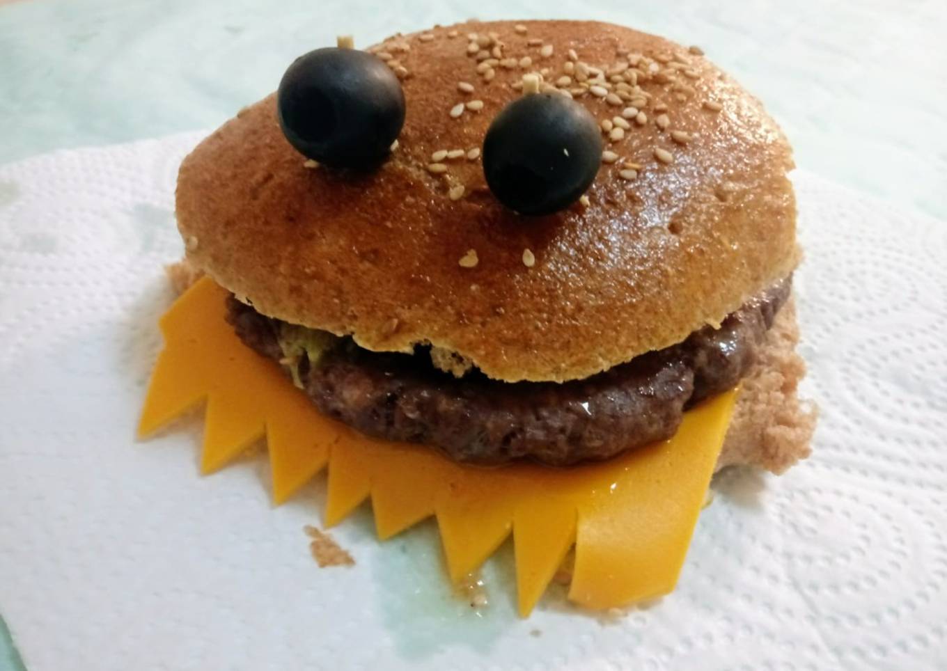 Hamburguesas monstruosas para Halloween