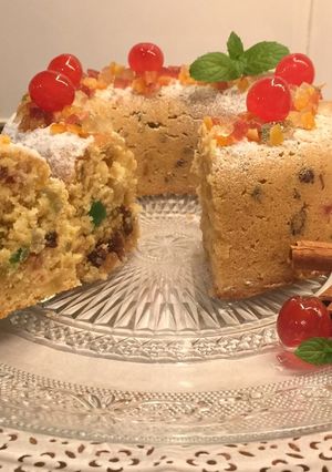 Foto principal de Bundt Cake de fruta confitada y Baileys