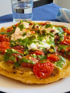 Una foto de Tarta tatín de ensalada de tomate