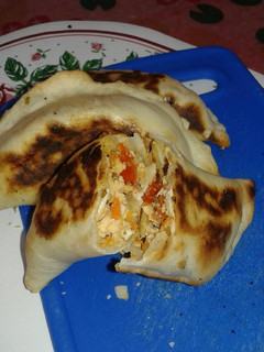 Una foto de Empanadas de pollo!!