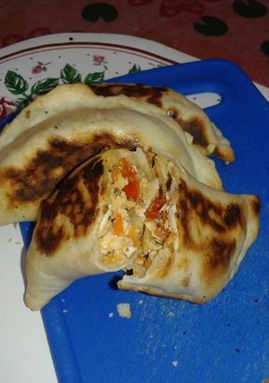 Una foto de Empanadas de pollo!!