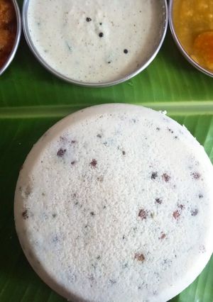 A picture of Kanchipuram idli.