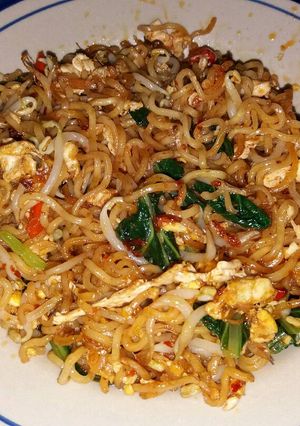 Foto resep Mie goreng maknyoss