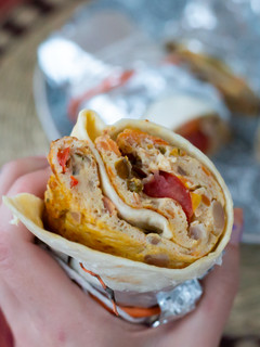 Una foto de Rollos africanos rolex 🌯 🐘
