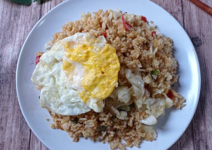 Resep Nasi goreng bumbu ulek oleh Mama Queen - Cookpad