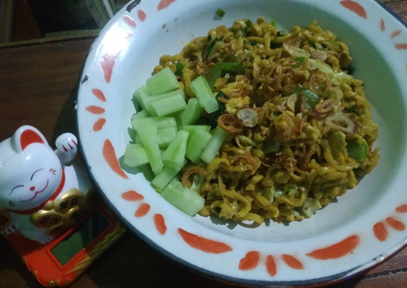 Mi goreng (Burung Dara Pipih)