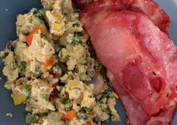 Steps to Make Homemade Brunch Eggs and bacon