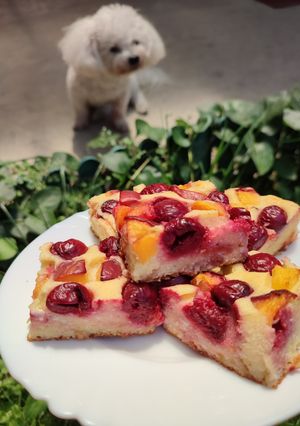 Ricottás-grízes süti gyümölccsel recept fotója