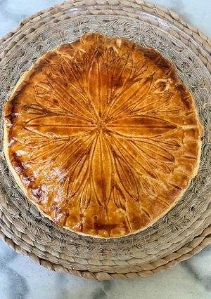 Une photo de GALETTE DES ROIS À LA CRÈME D’AMANDE