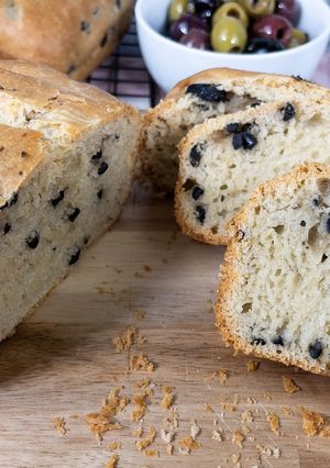A picture of Olive Bread.