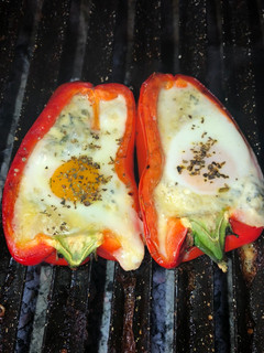 Una foto de Morrón relleno a la parrilla😋