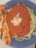 Tallarines gouda con tomate de queso y crostinis pizza