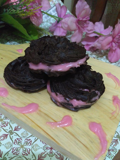 Foto resep Soes coklat vla strawberry (2 telur)