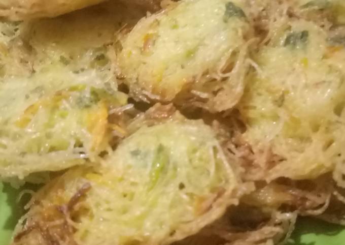 Ternyata begini loh! Resep memasak Bakwan mie jagung  menggugah selera