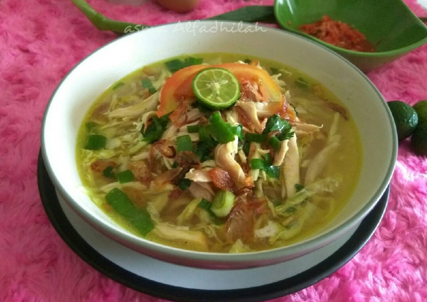 Soto ayam kuah kuning