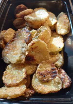 A picture of Fried Pickles.