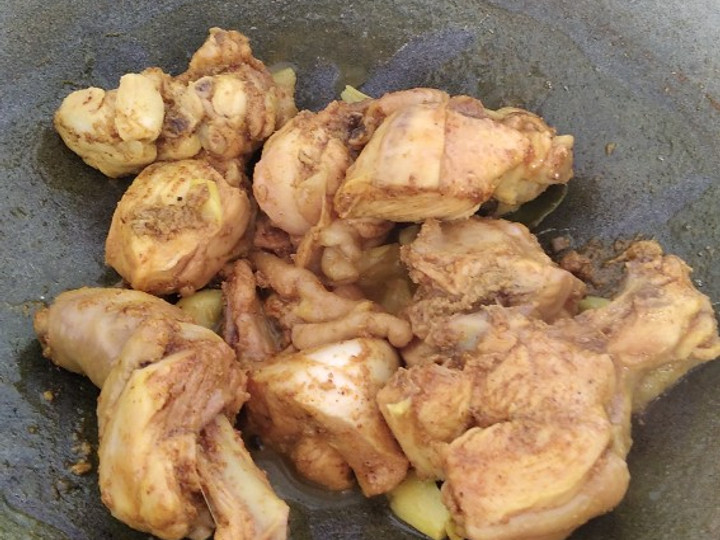 Bagaimana Menyiapkan Ayam ungkep praktis, Lezat Sekali