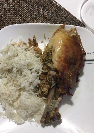 صورة لوصفة فخذ الدجاج المحشي بالخضار