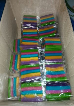 Foto resep 100 potong Kue lapis pelangi