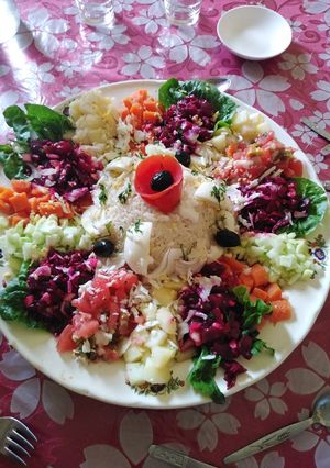 صورة لوصفة سلاطة بالخضار والرز