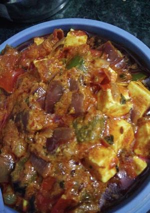 कढ़ाई पनीर (Kadai paneer recipe in Hindi) रेसिपी मुख्य फोटो
