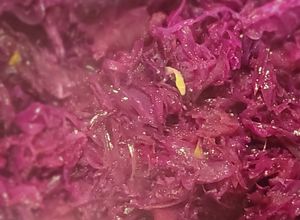 Una foto de Guarnición de repollo morado