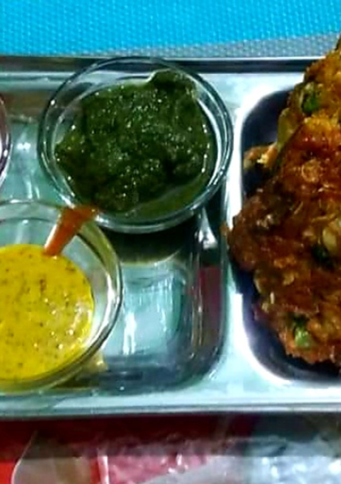 मिक्स वेज पकौड़े (mix veg pakode recipe in Hindi) रेसिपी मुख्य फोटो